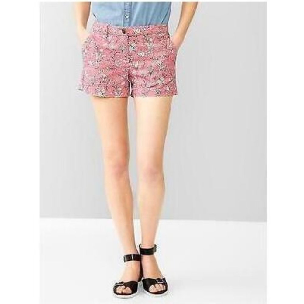 Gap Women's Pink Floral Printed Summer Shorts
